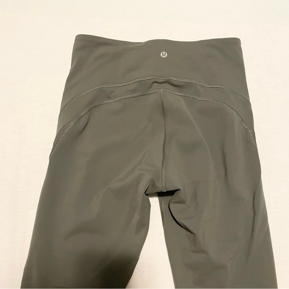 Lululemon Bootcamp Ready Tight Leggings Size 8 - Picture 10 of 15